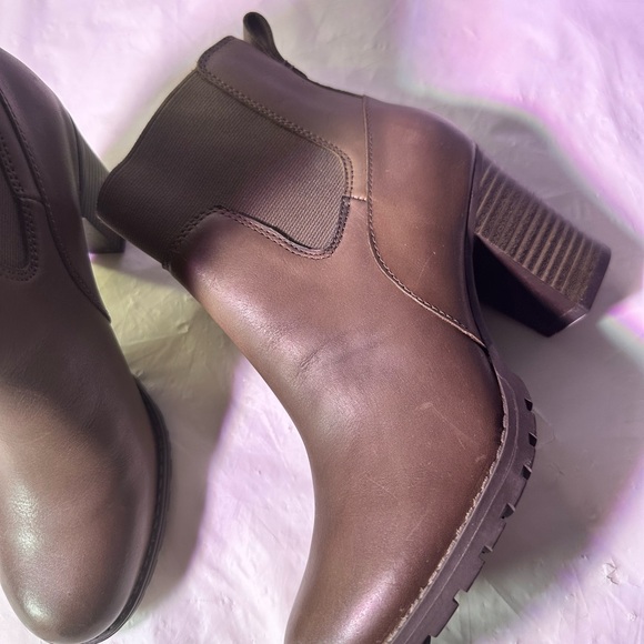 Clarks Dark Brown Heeled Boots - Picture 8 of 10